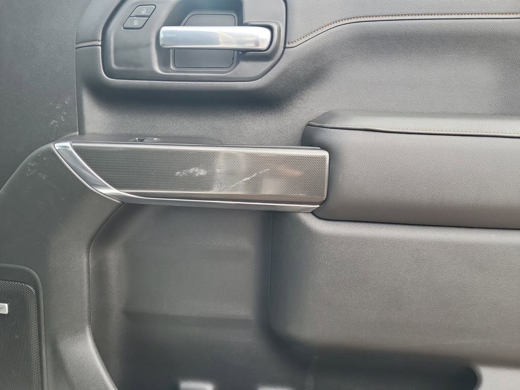 Used 2021 GMC Sierra 2500 AT4 w/ AT4 Premium Plus Package image 15