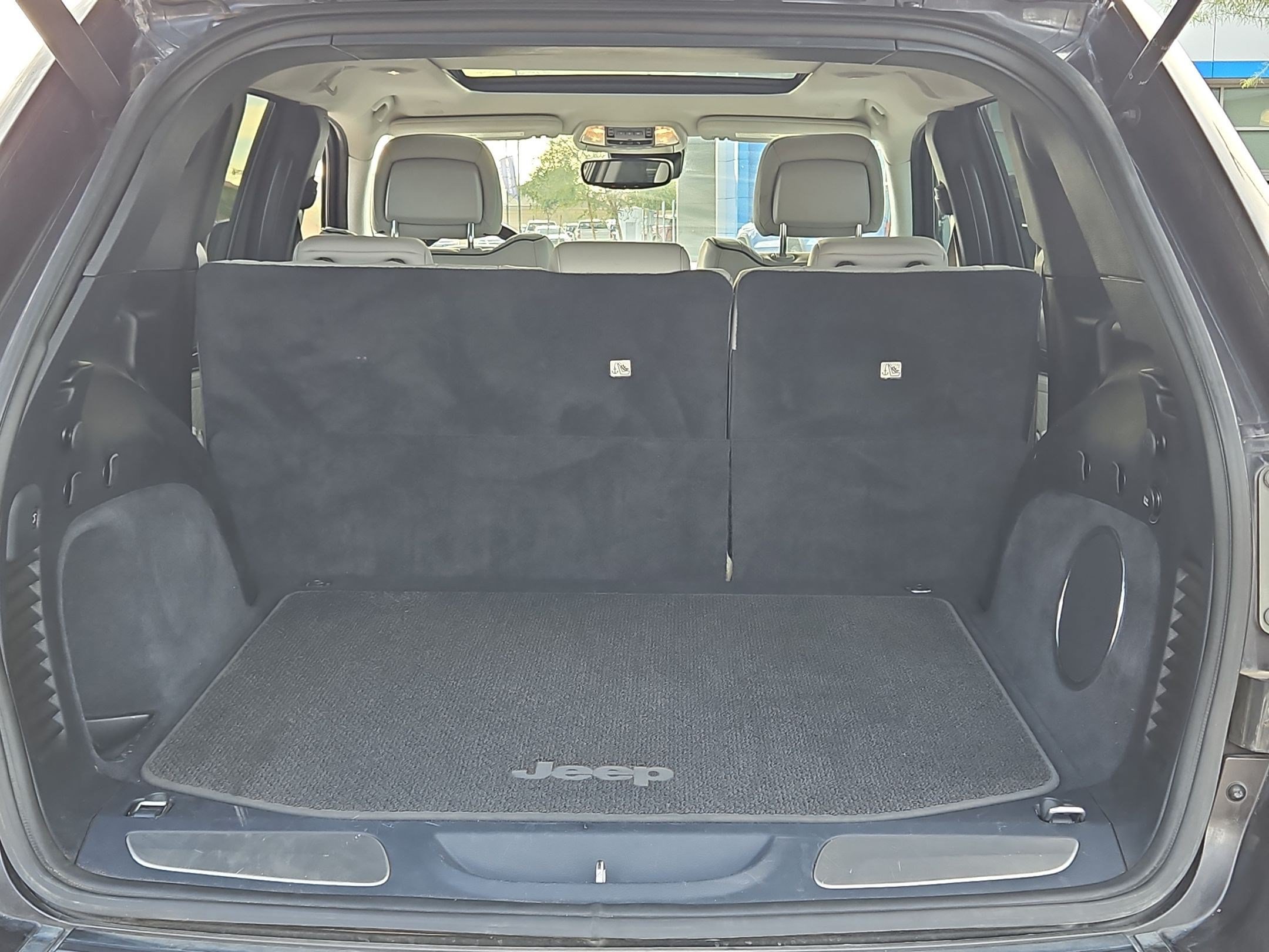Used 2018 Jeep Grand Cherokee Summit AWD/4WD image 33