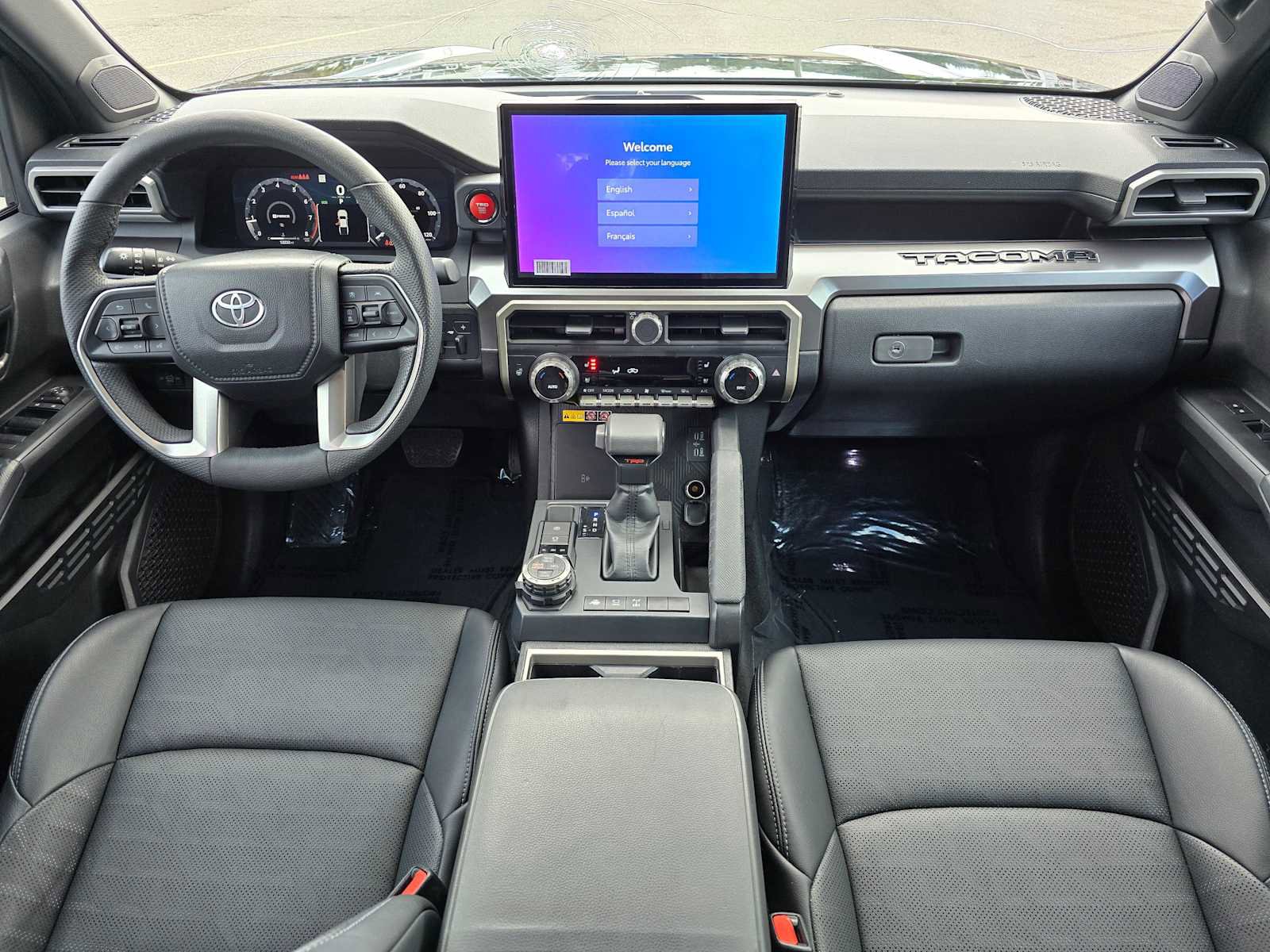 Used 2025 Toyota Tacoma TRD Off-Road w/ TRD Off Road Premium Package image 18