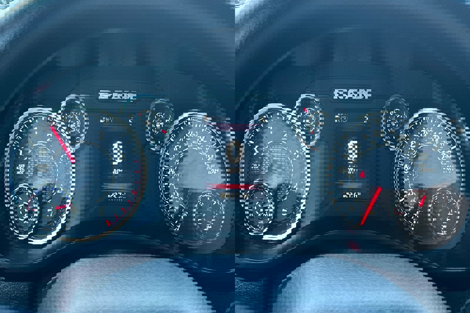 Used 2024 RAM 2500 Tradesman w/ Chrome Appearance Group image 24