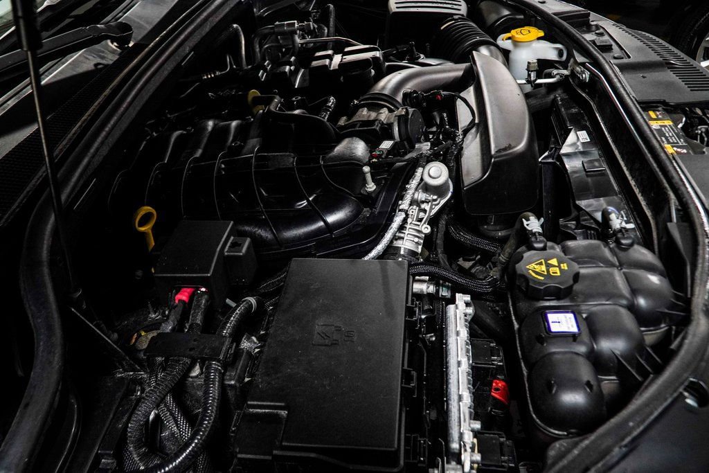 Used 2024 Dodge Durango GT image 16