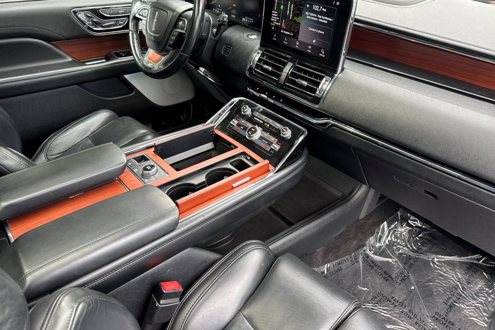 Used 2021 Lincoln Navigator Reserve w/ Luxury Package AWD/4WD image 18