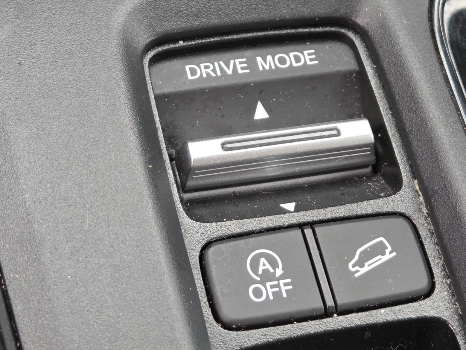 Used 2024 Honda CR-V LX image 5
