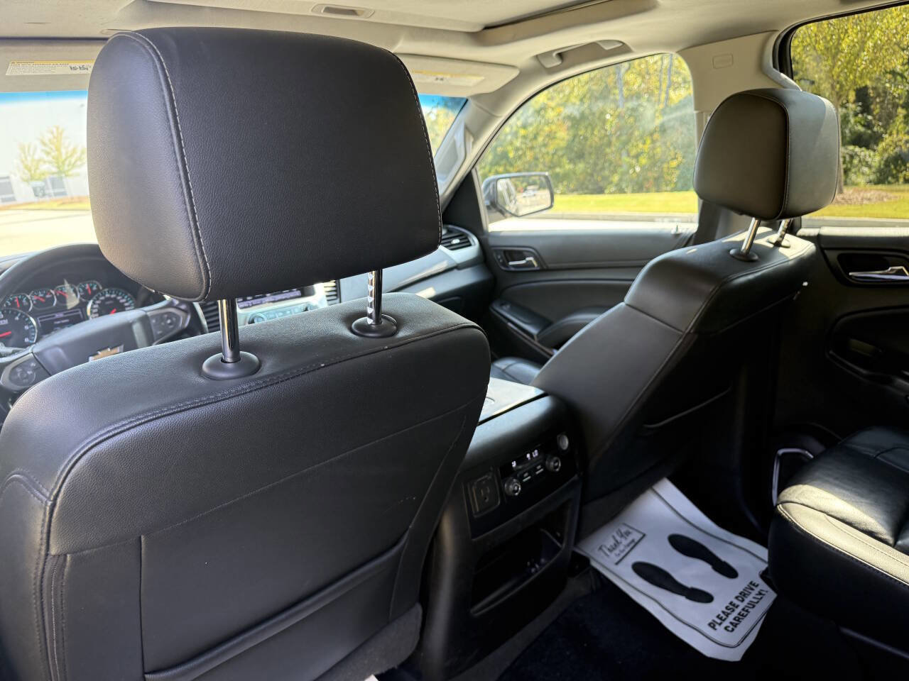 Used 2018 Chevrolet Suburban LT image 10