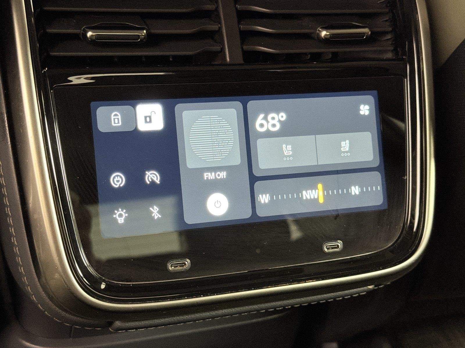 Used 2022 Rivian R1T Adventure AWD/4WD image 20