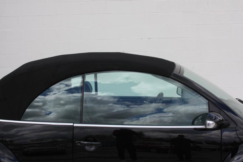Used 2008 Volkswagen Beetle SE FWD image 14