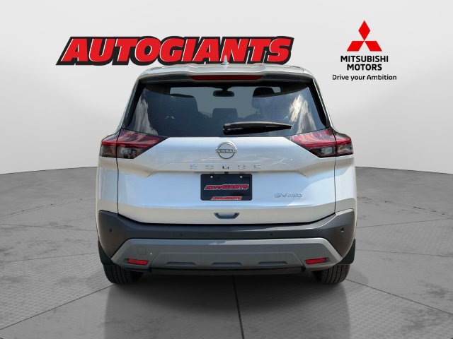 Used 2023 Nissan Rogue SV AWD/4WD image 5