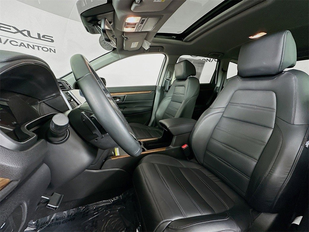 Used 2021 Honda CR-V Touring image 3