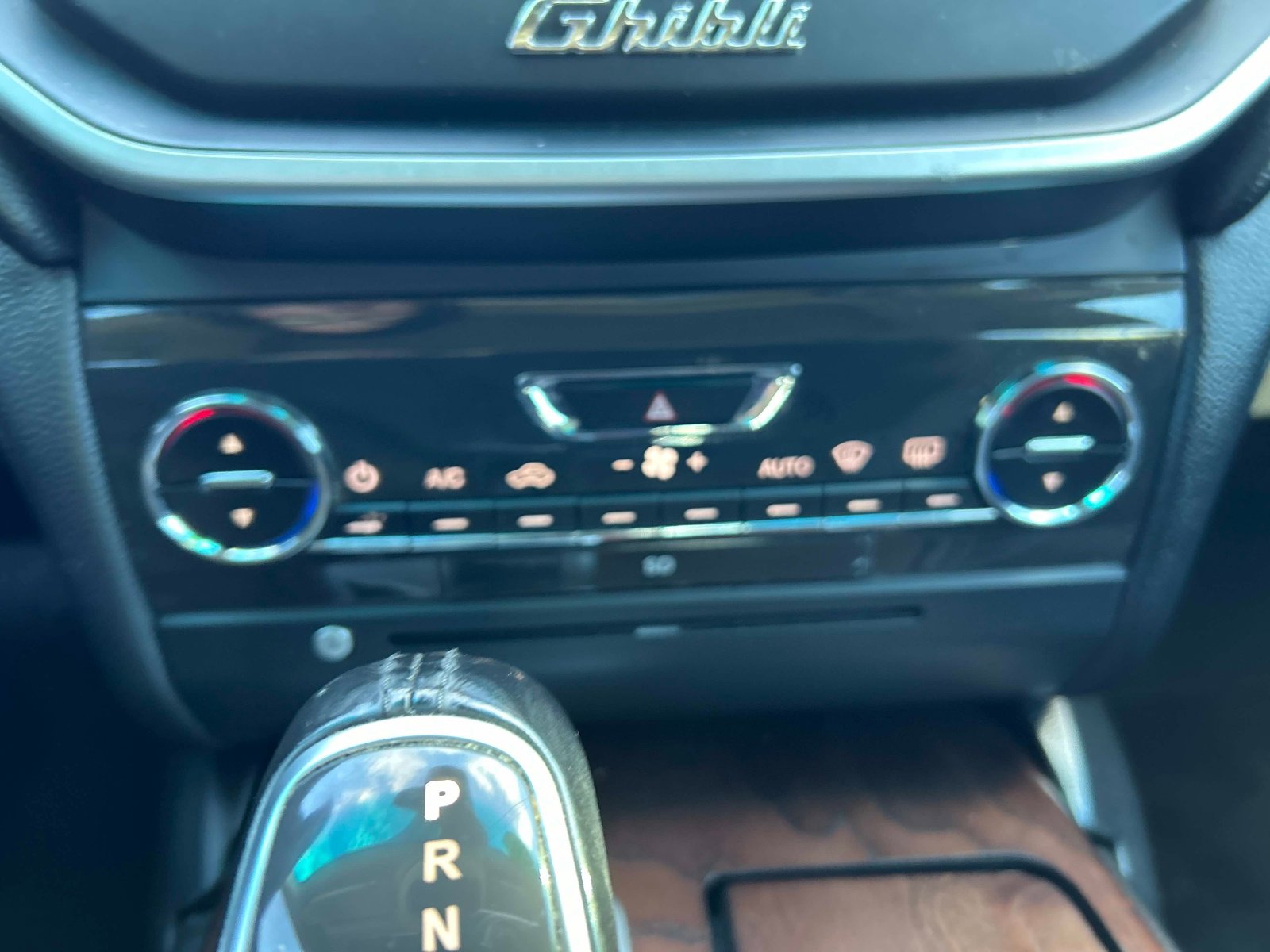 Used 2014 Maserati Ghibli S Q4 image 30