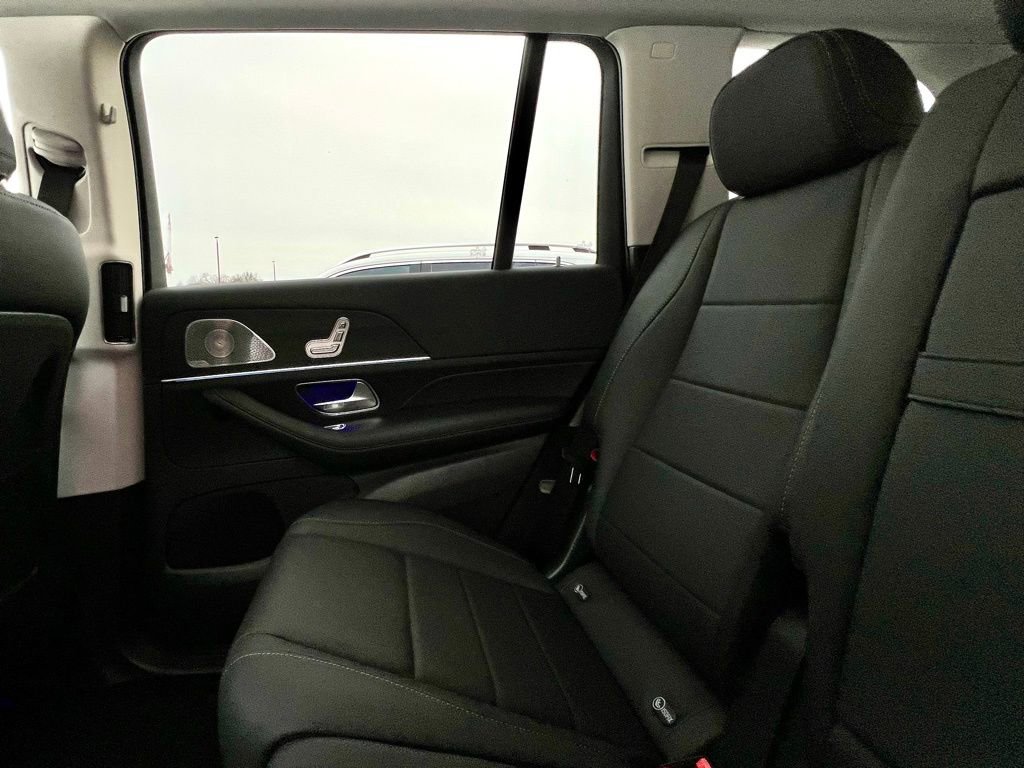 Certified 2026 Mercedes-Benz GLS 450 4MATIC image 23
