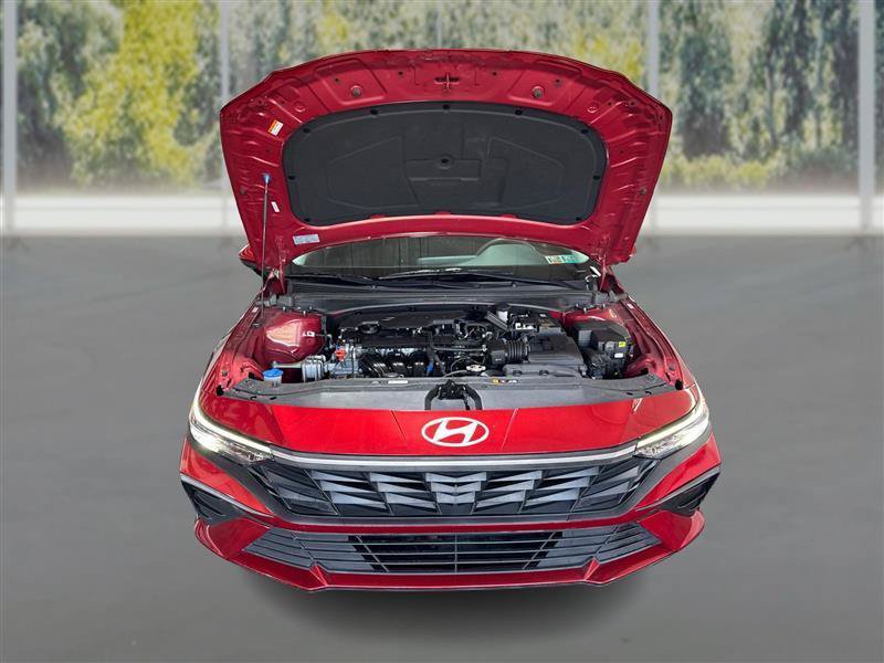 Used 2024 Hyundai Elantra SEL FWD image 11