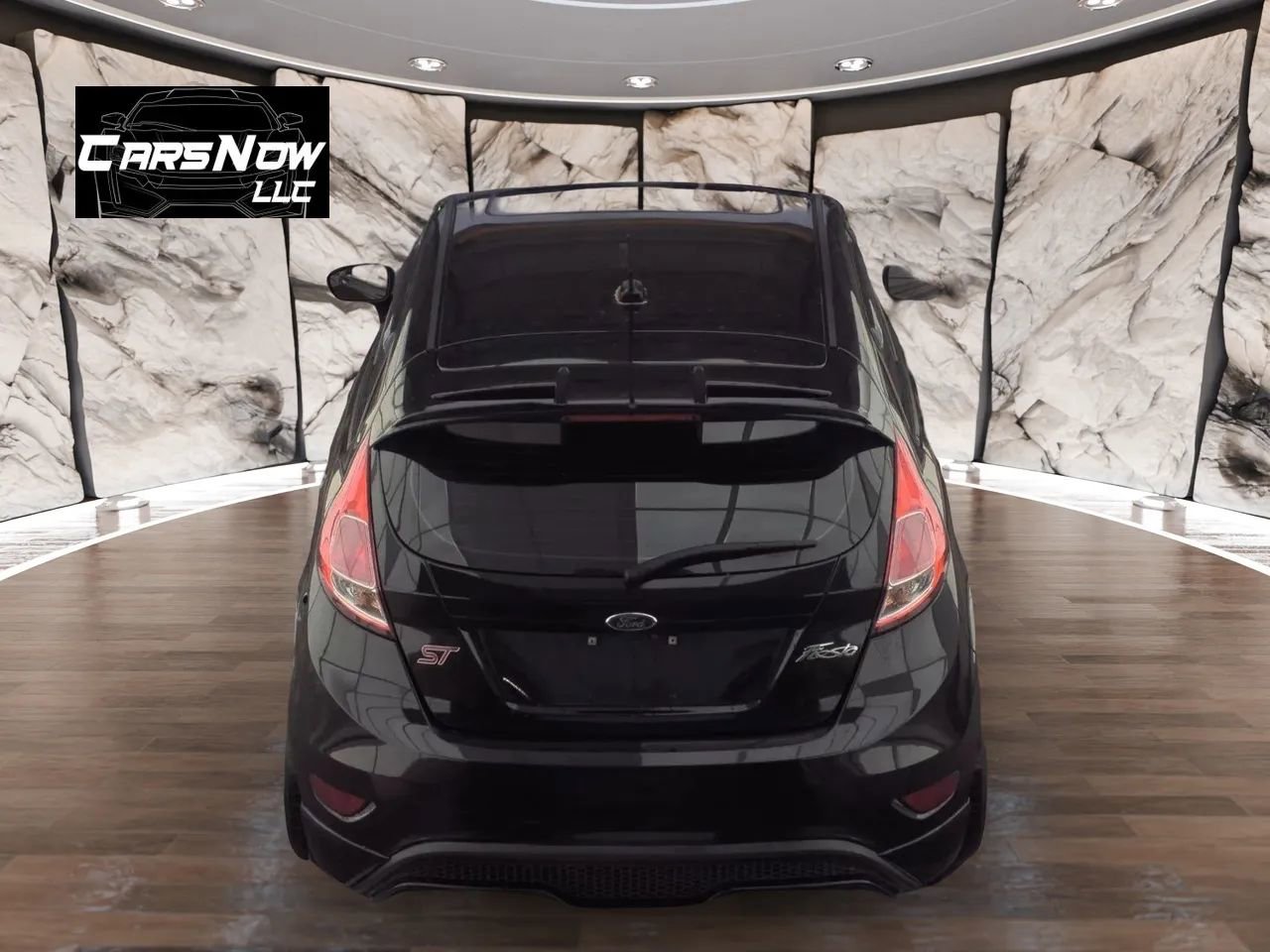 Used 2018 Ford Fiesta ST FWD image 5