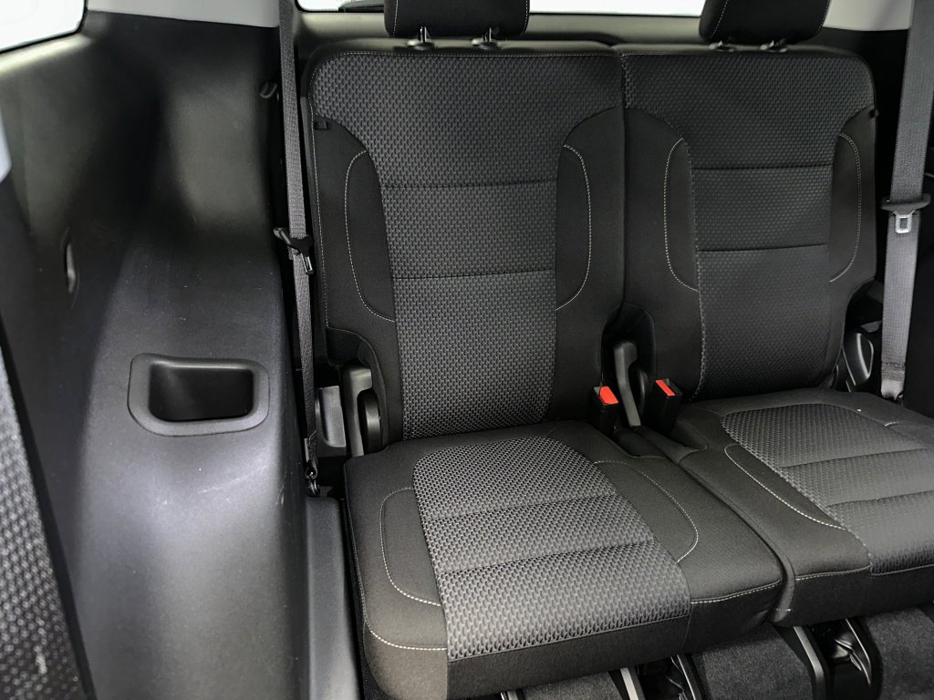 Certified 2023 GMC Acadia SLE w/ Driver Convenience Package image 30