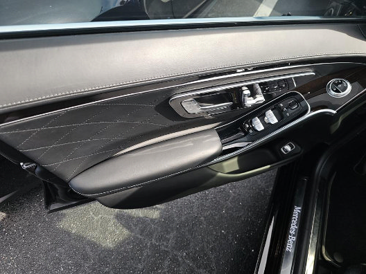 Used 2021 Mercedes-Benz S 580 4MATIC Sedan w/ Warmth & Comfort Package image 17