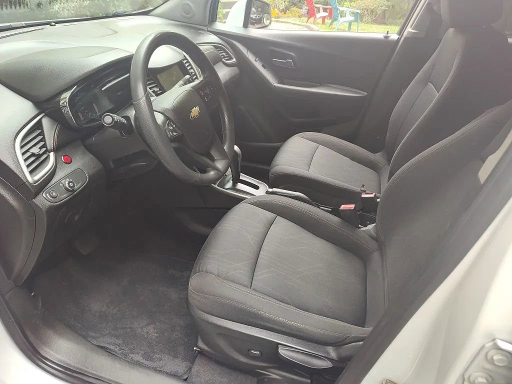 Used 2019 Chevrolet Trax LT image 10