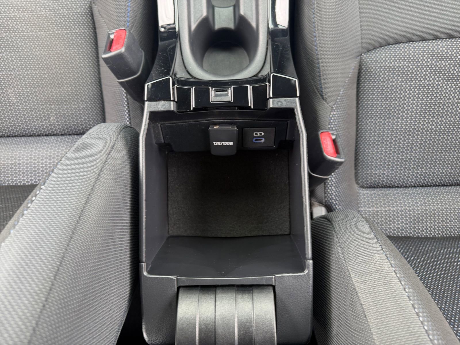 Certified 2022 Toyota Corolla SE w/ Carpet Mat Package (TMS) FWD image 18