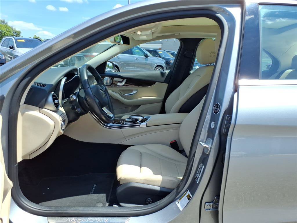 Used 2016 Mercedes-Benz C 300 Sedan image 10