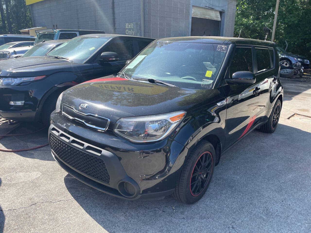 Used 2015 Kia Soul FWD image 2
