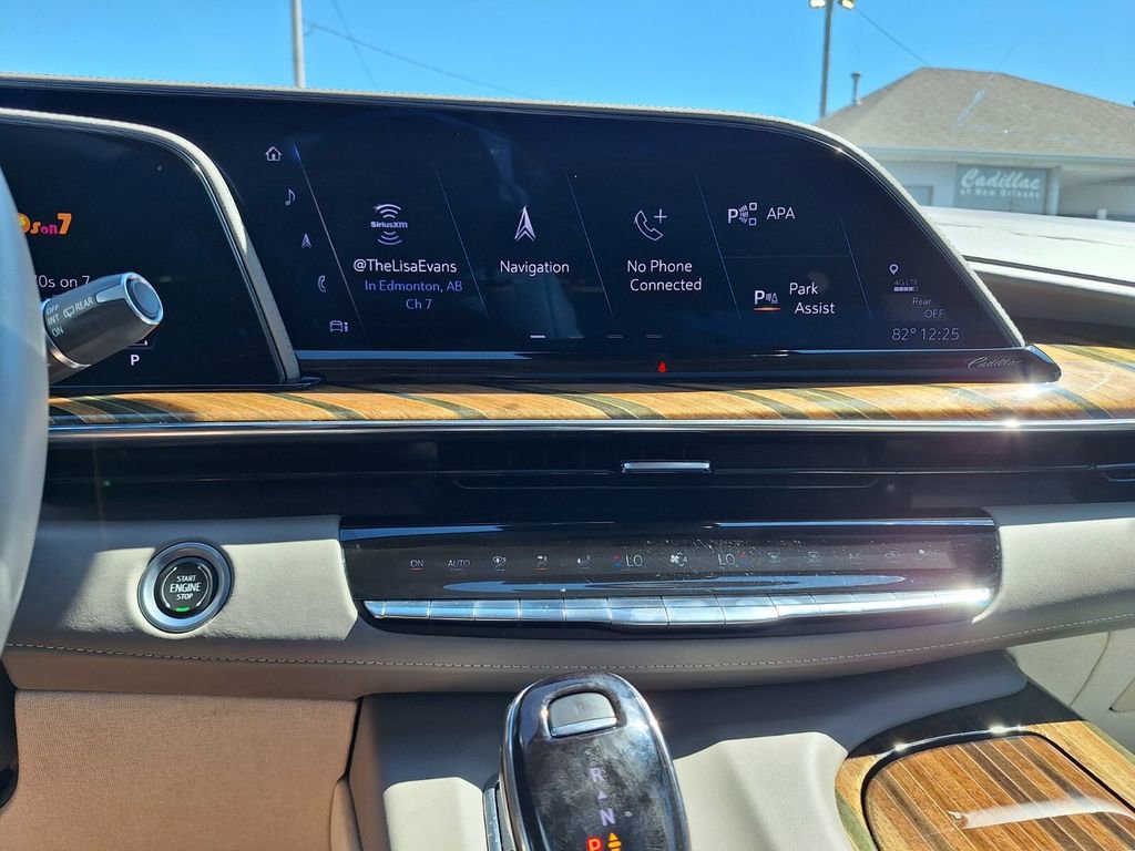 Certified 2023 Cadillac Escalade Premium Luxury Platinum w/ LPO, Radiant Package image 15