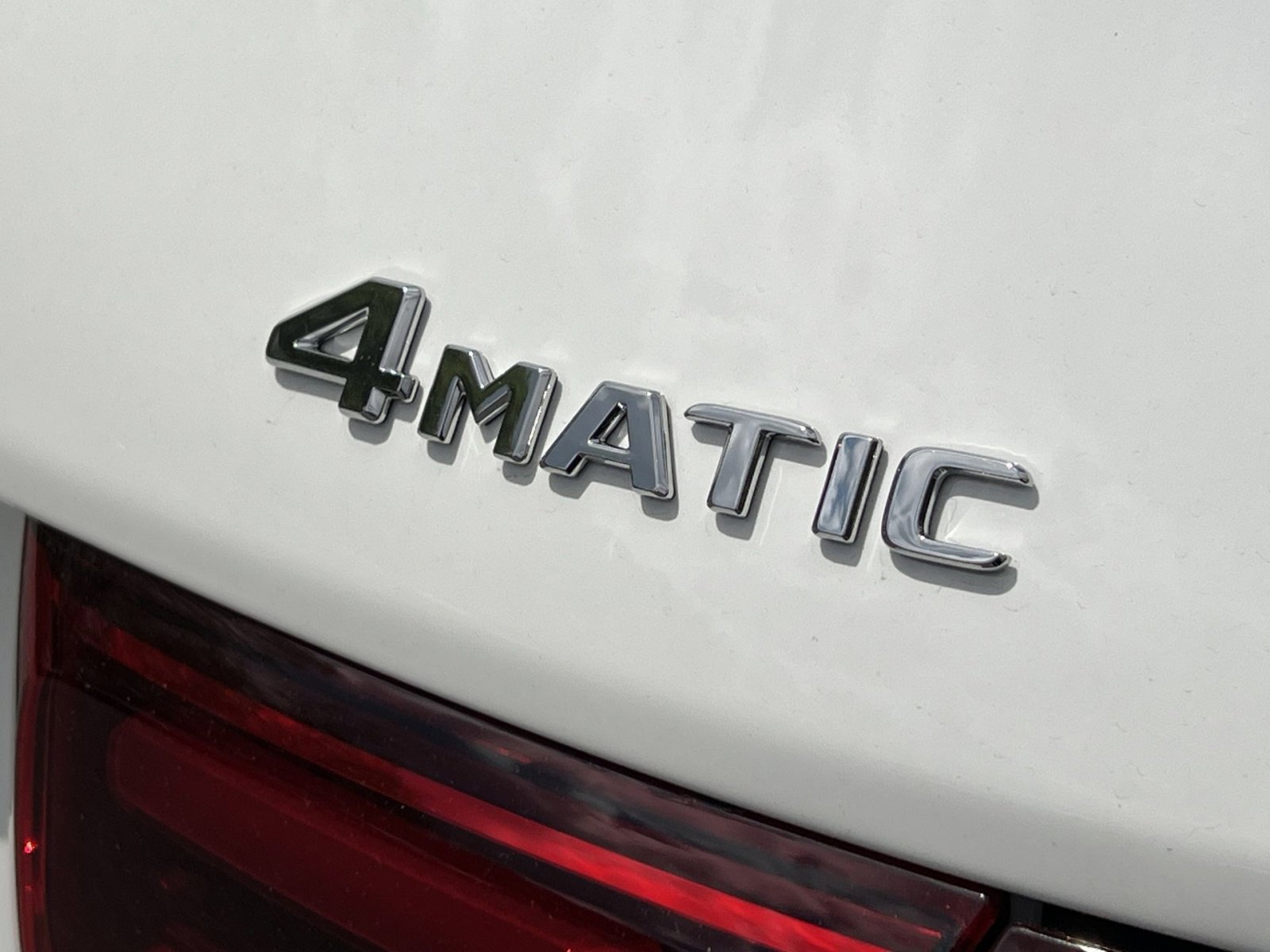 New 2026 Mercedes-Benz GLB 250 4MATIC image 35