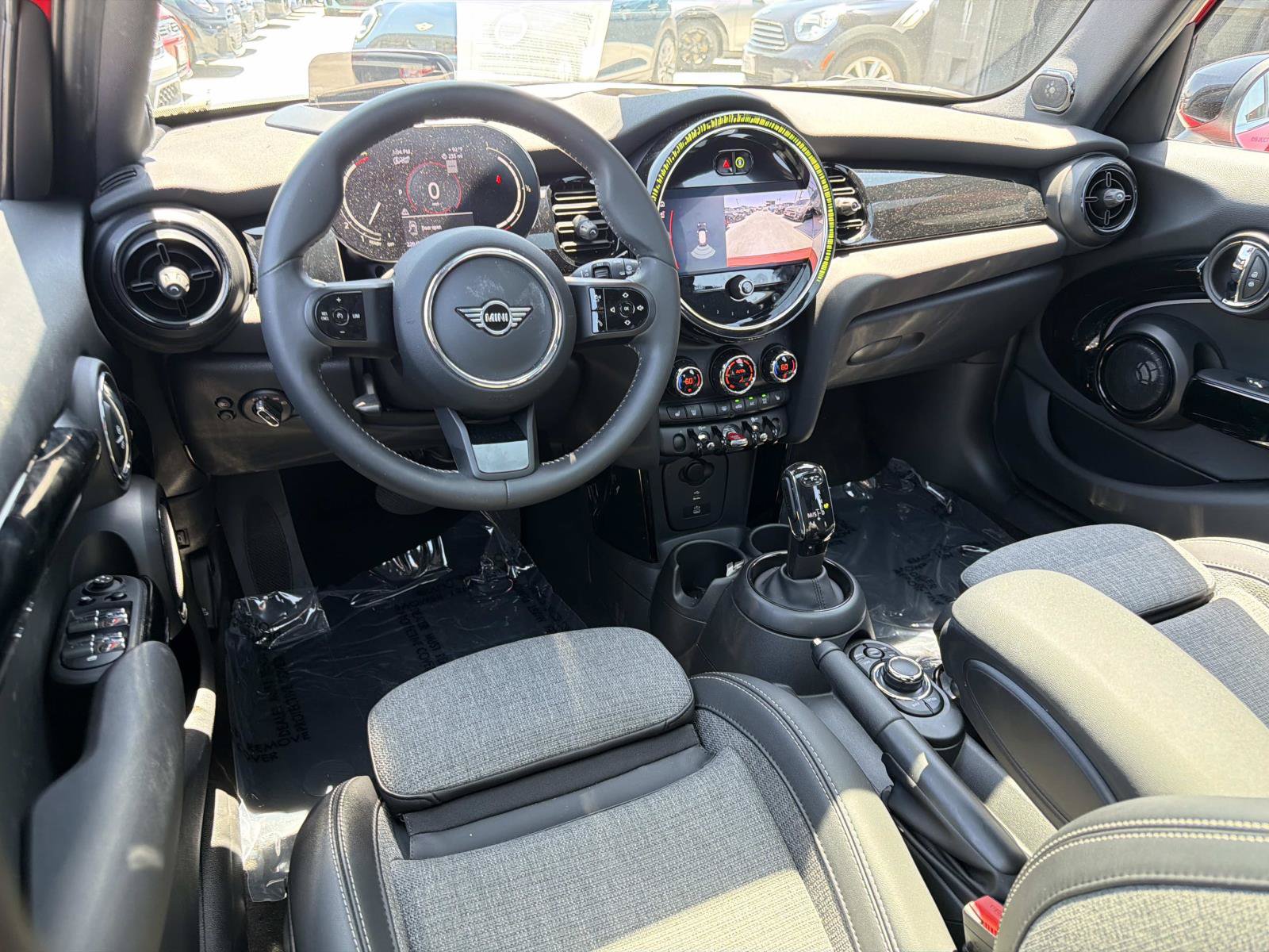 Certified 2023 MINI Cooper 4-Door Hardtop FWD image 7