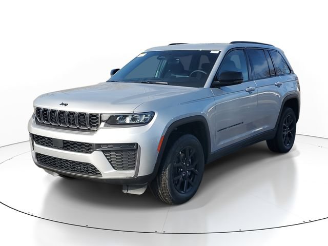 New 2026 Jeep Grand Cherokee Altitude AWD/4WD image 2