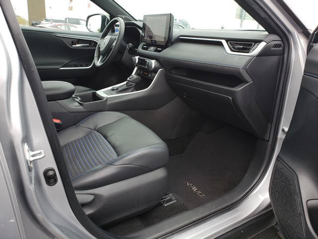 Used 2023 Toyota RAV4 XSE AWD/4WD image 18