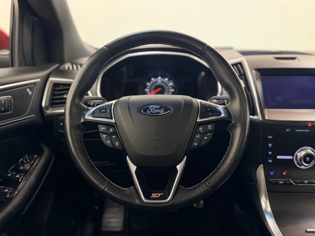 Used 2020 Ford Edge ST w/ Equipment Group 401A AWD/4WD image 15