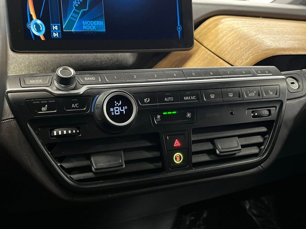 Used 2014 BMW i3 w/ Range Extender image 8