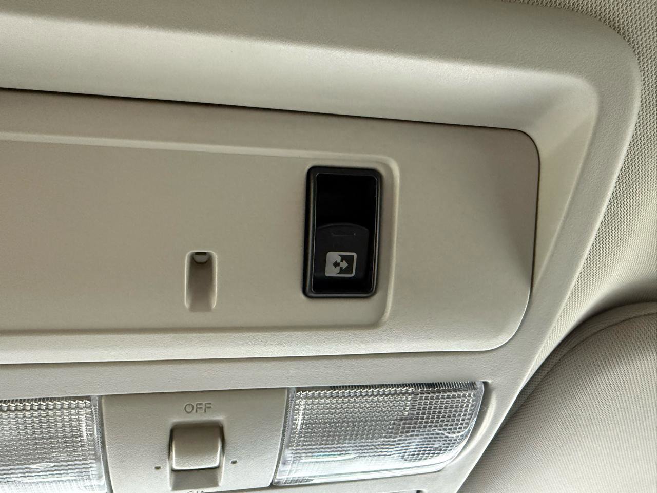 Used 2017 Nissan Titan PRO-4X image 35