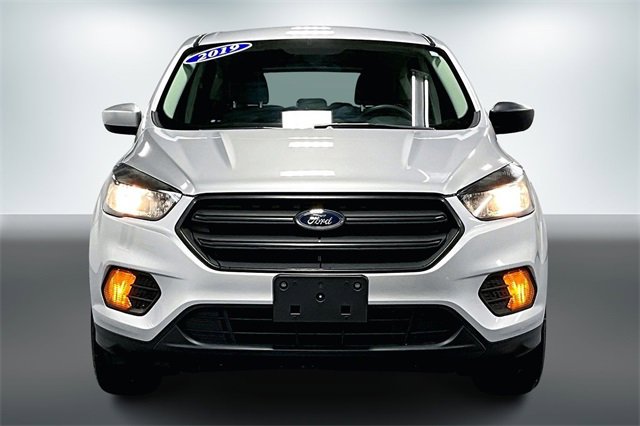 Used 2019 Ford Escape S image 2