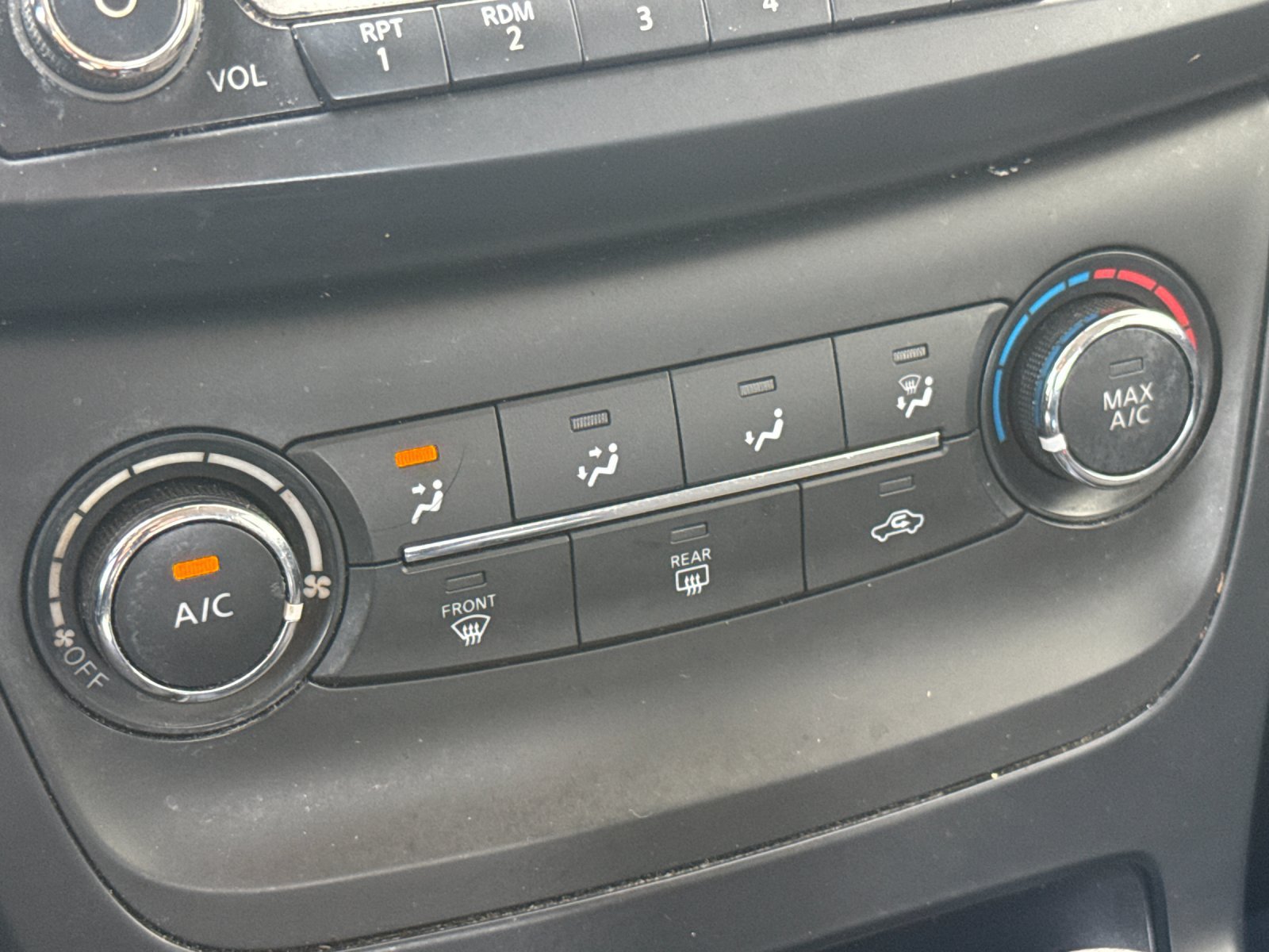 Used 2018 Nissan Sentra S FWD image 17