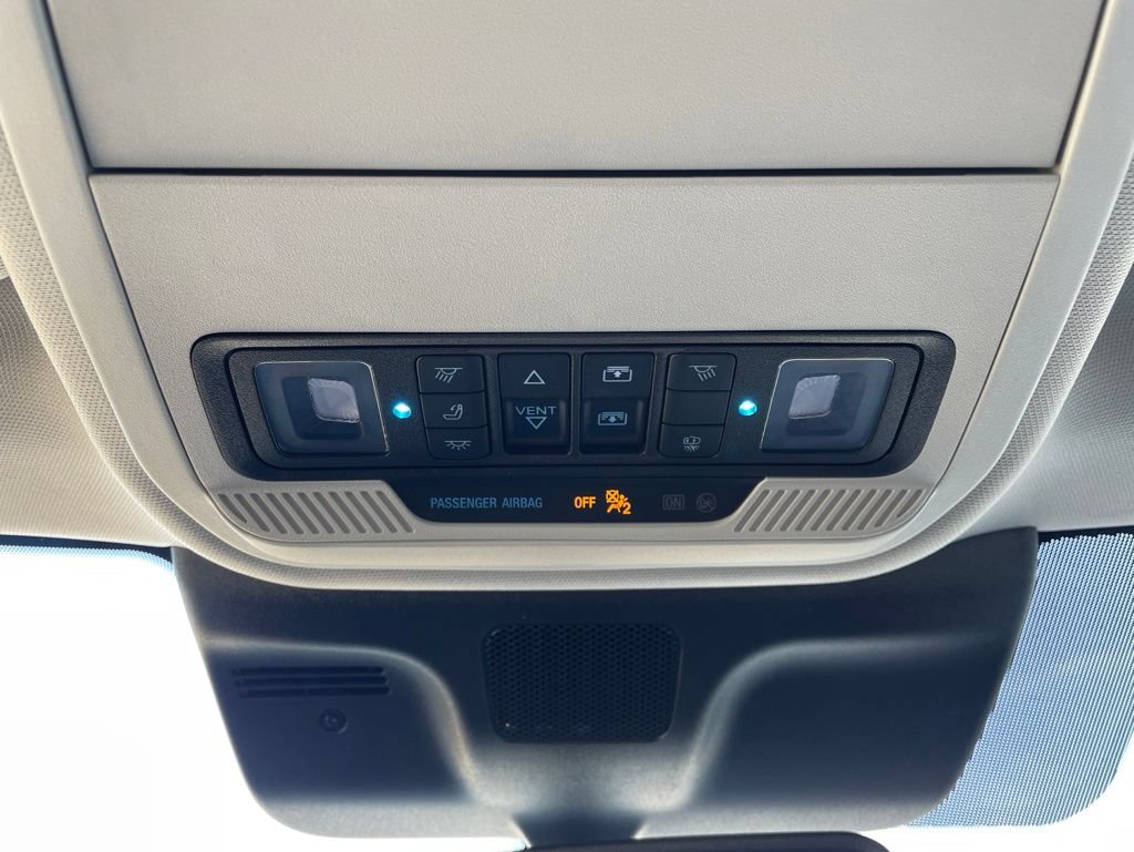 Used 2025 Ford Expedition Active AWD/4WD image 26