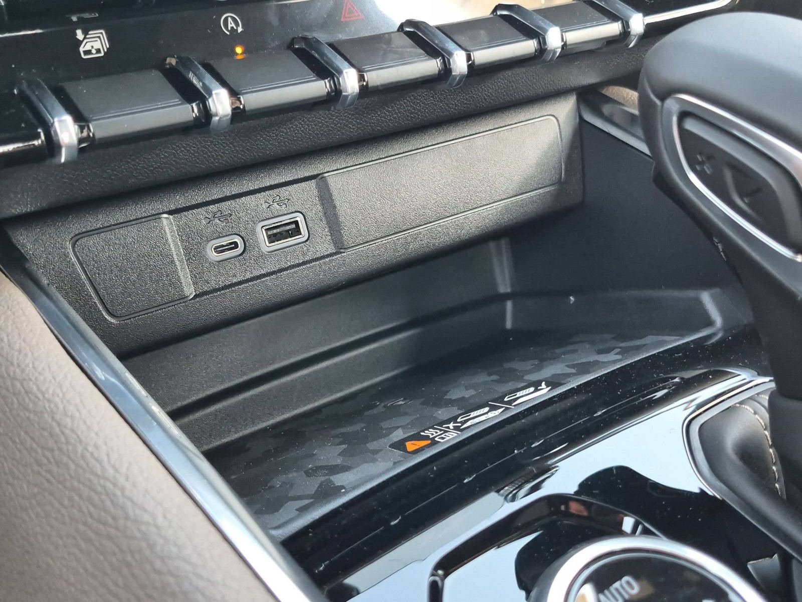 New 2026 GMC Canyon Denali AWD/4WD image 21
