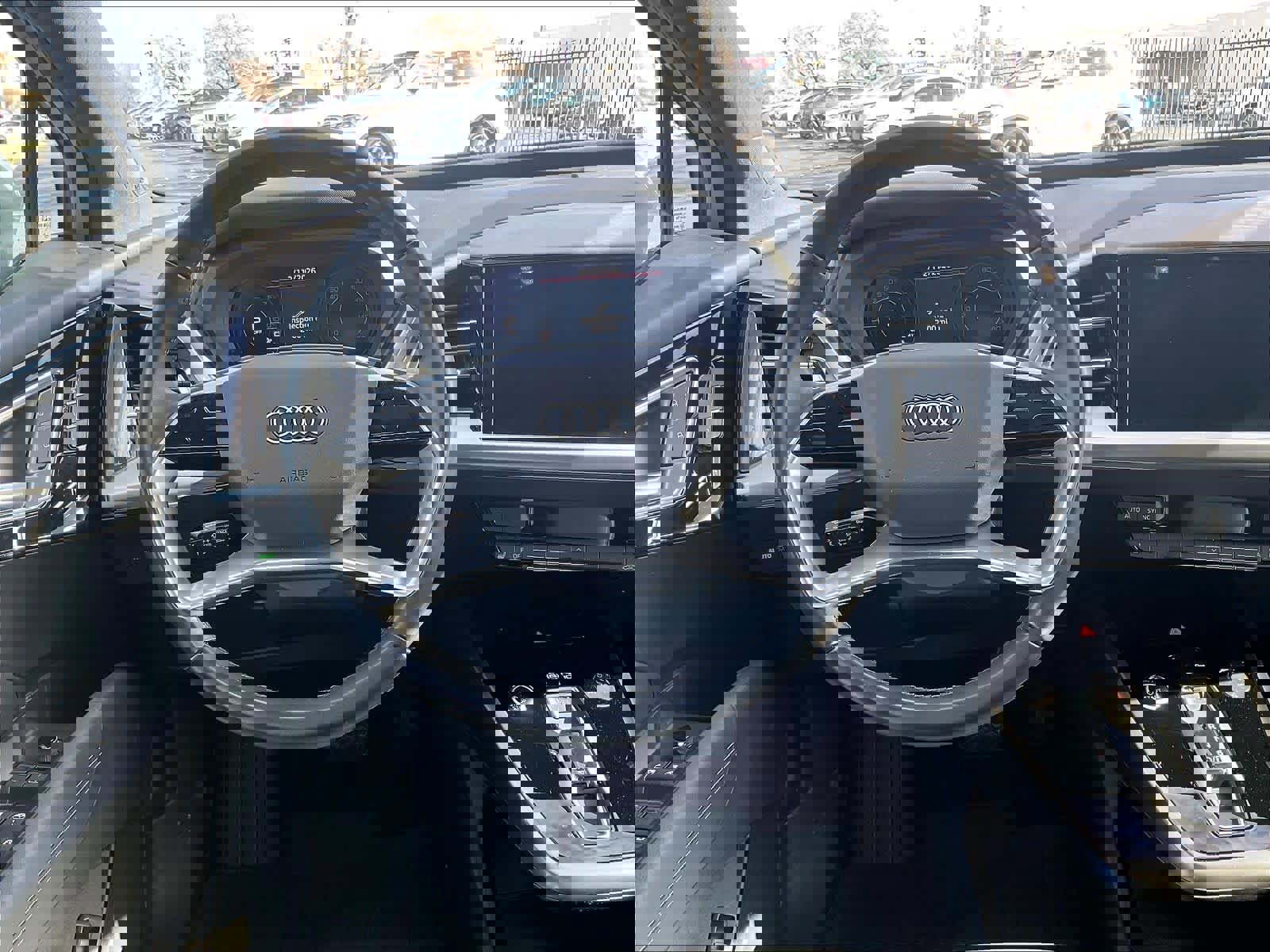 Used 2023 Audi Q4 e-tron Premium Plus image 8