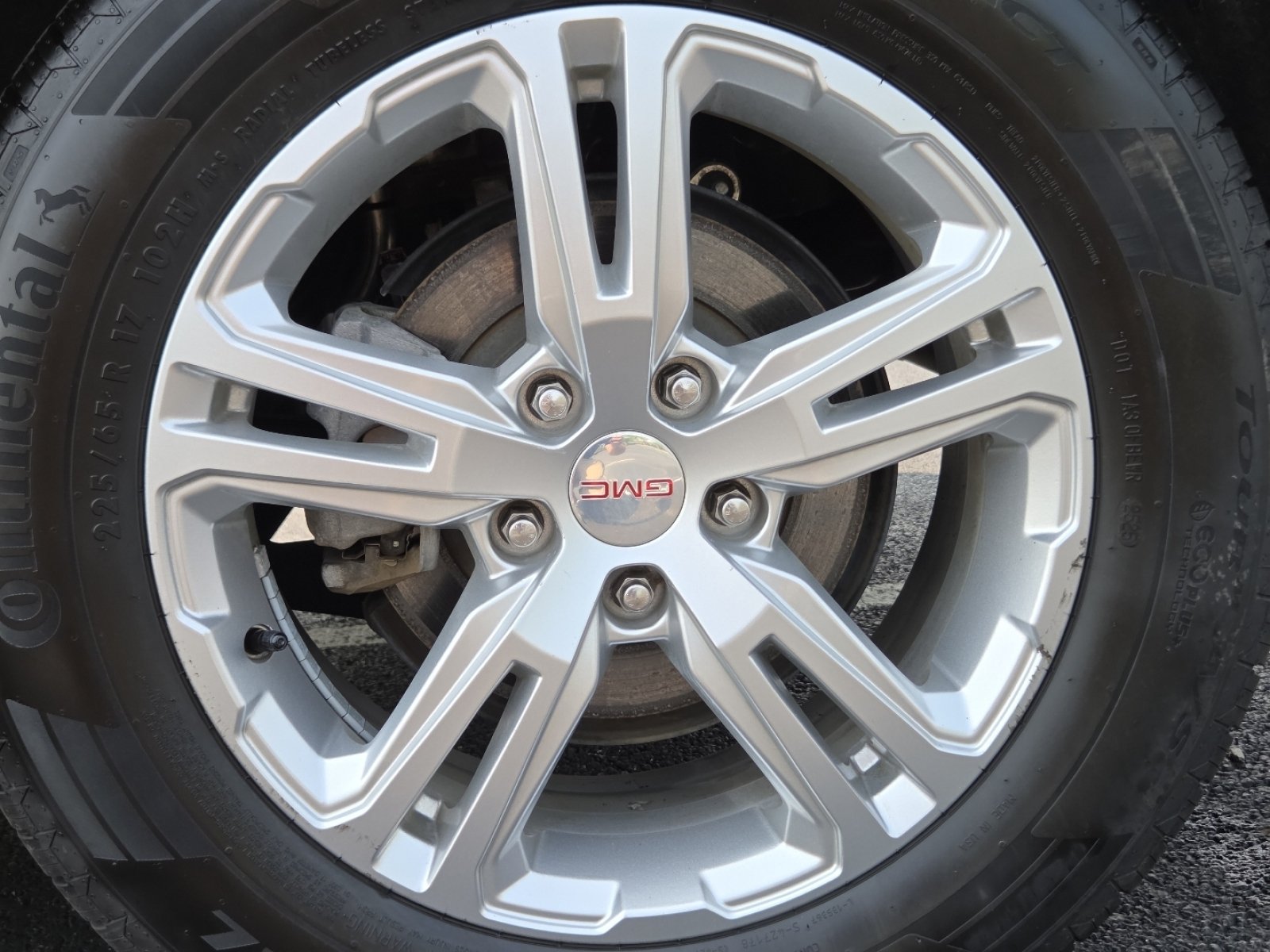 Used 2020 GMC Terrain SLE w/ Driver Convenience Package FWD image 10