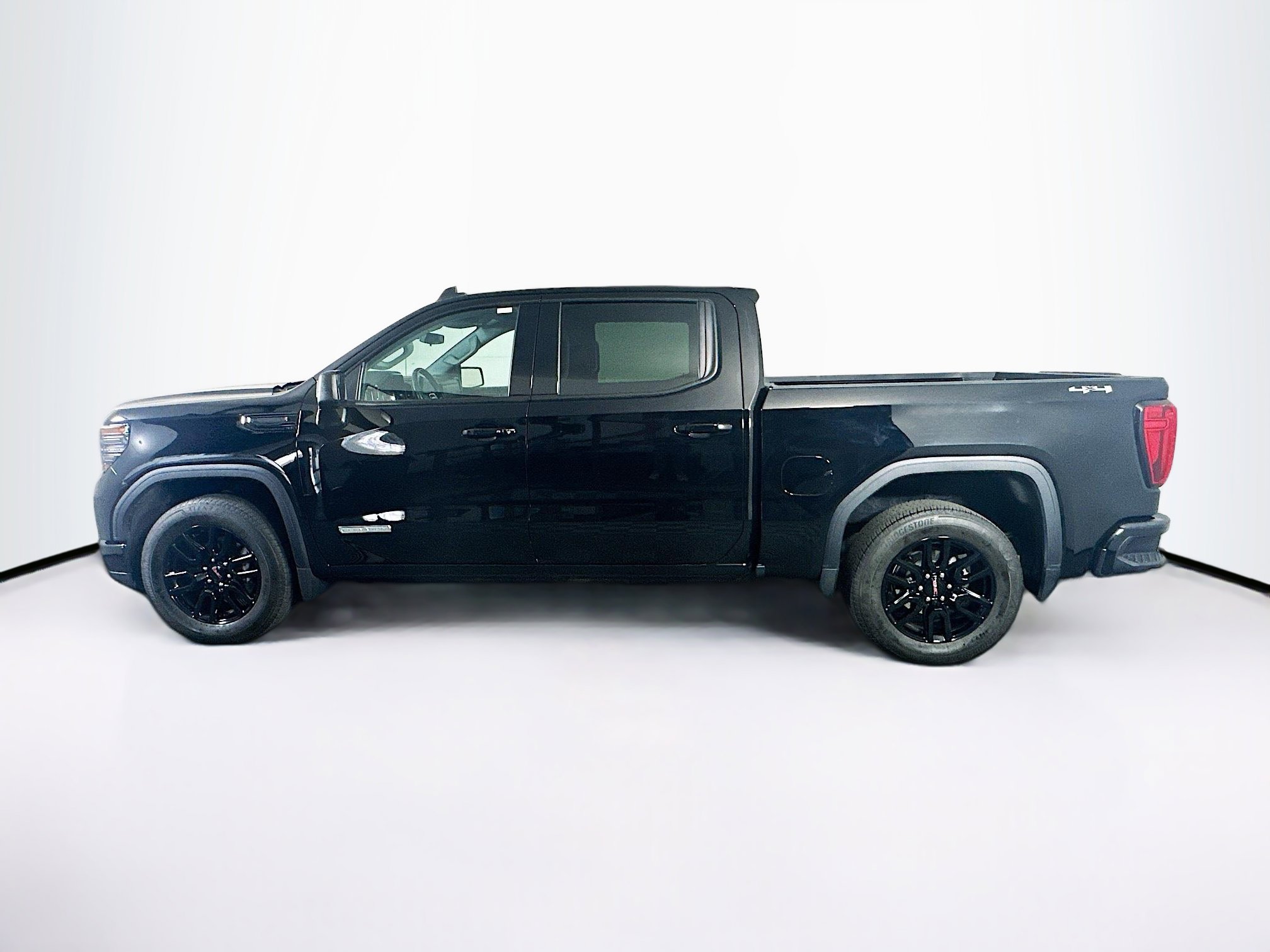 Used 2024 GMC Sierra 1500 Elevation image 4