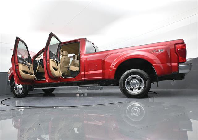 Used 2020 Ford F350 Lariat w/ Lariat Ultimate Package AWD/4WD image 47