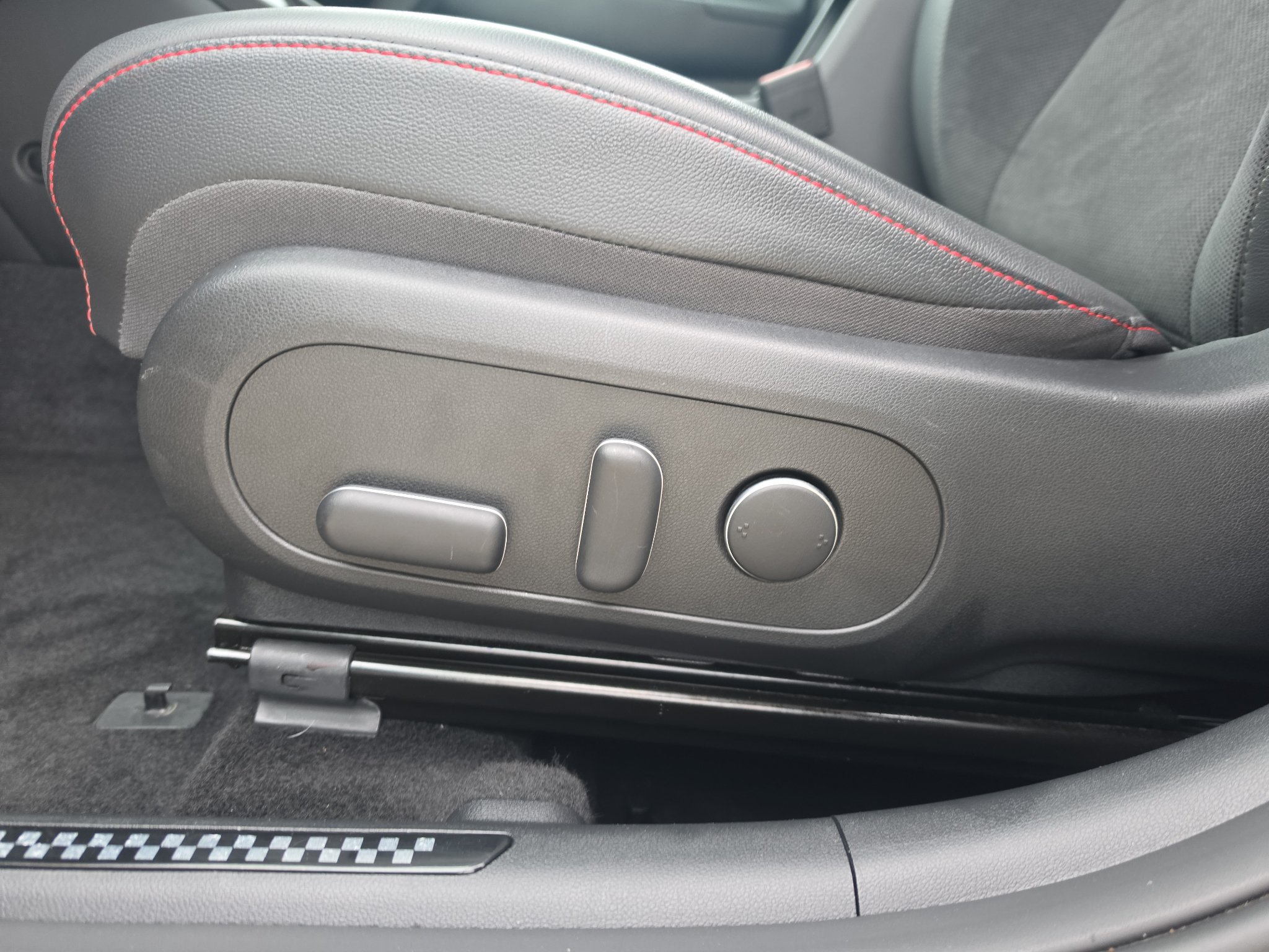 Certified 2025 Hyundai Kona N Line S AWD/4WD image 23