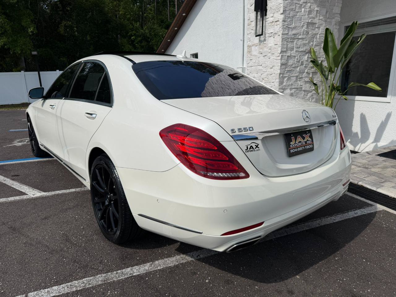 Used 2014 Mercedes-Benz S 550 Sedan image 11