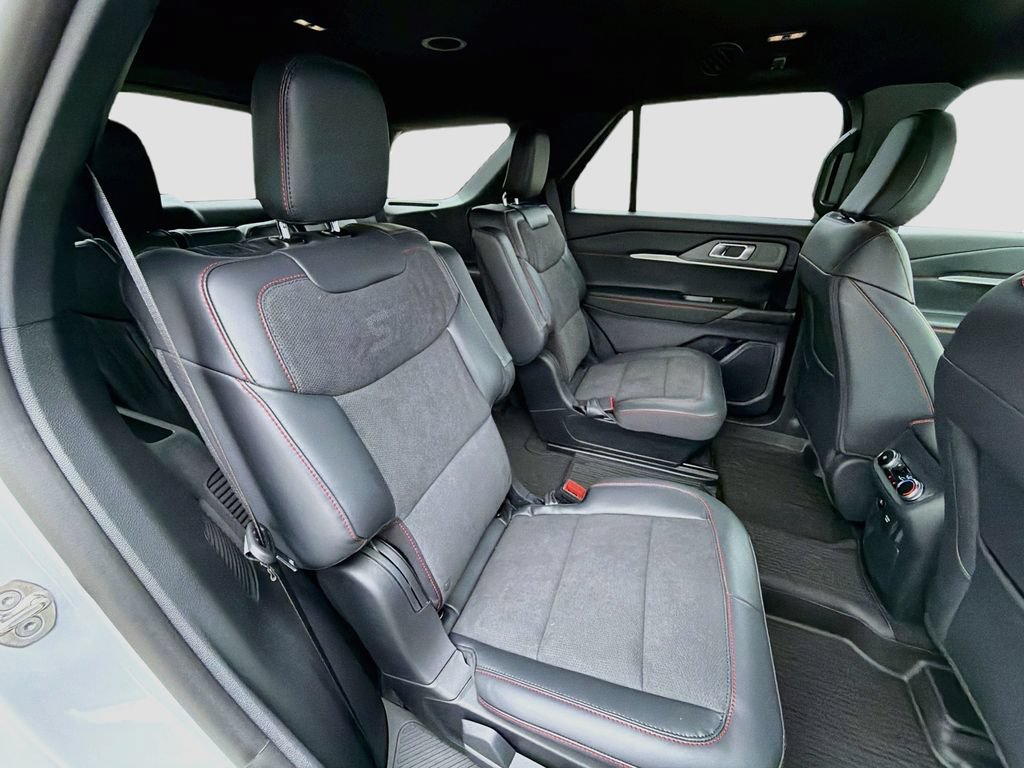New 2026 Ford Explorer ST AWD/4WD image 30