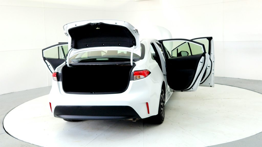 Certified 2023 Toyota Corolla LE w/ Carpet Mat Package (TMS) FWD image 11