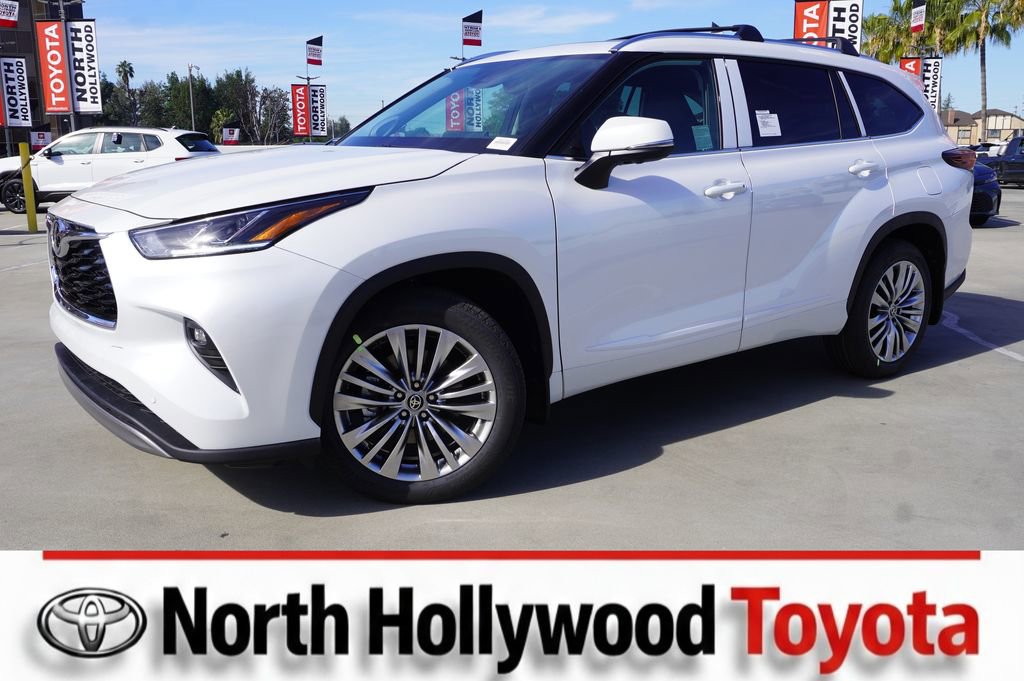 New 2026 Toyota Highlander Platinum video 1