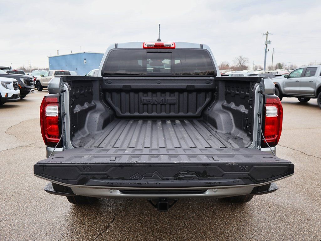 New 2026 GMC Canyon Elevation w/ Convenience Package image 5