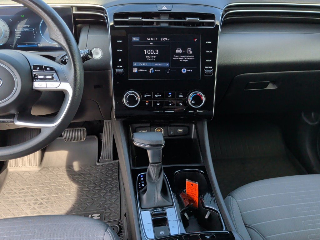 Used 2023 Hyundai Santa Cruz SEL w/ Activity Package FWD image 23
