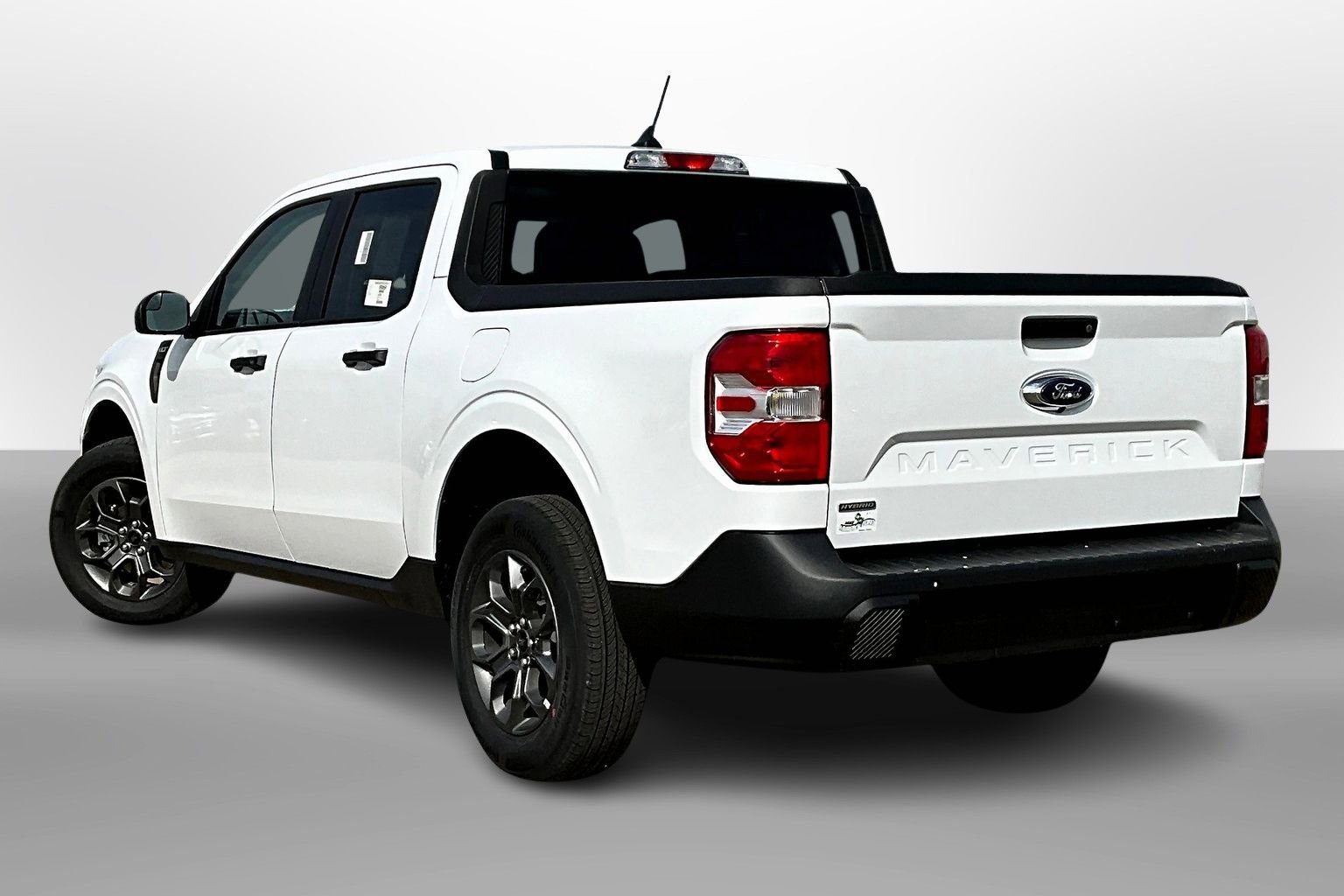 Used 2024 Ford Maverick XLT image 9