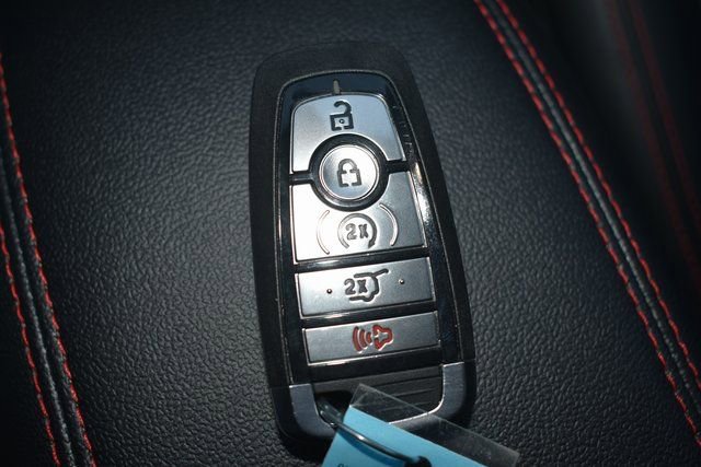 New 2026 Ford Escape ST-Line Select w/ Equipment Group 401A image 29