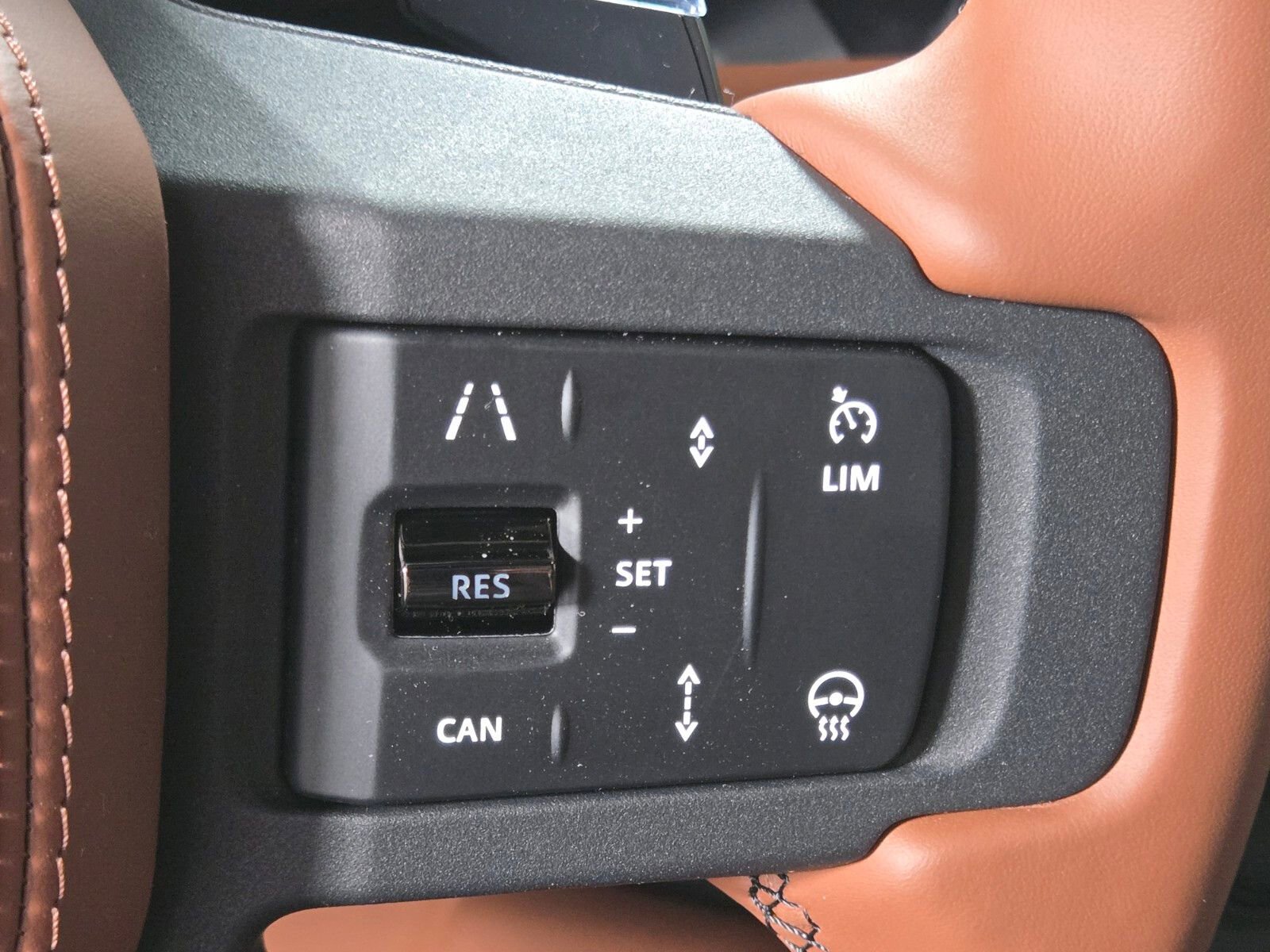 New 2026 Land Rover Defender 110 OCTA image 26