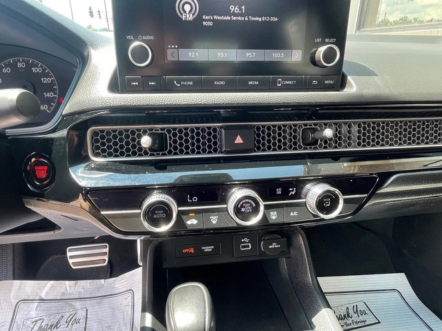 Used 2023 Honda Civic Sport image 25