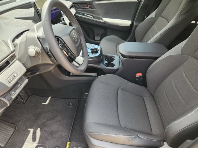 New 2026 Toyota C-HR AWD/4WD image 9